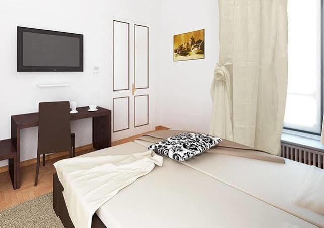 Casa Di Clara Panzió Torino Kültér fotó